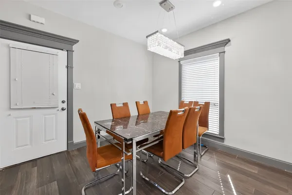 $2,495 | 11280 Braes Forest Drive, Unit 406, Houston, TX 77071