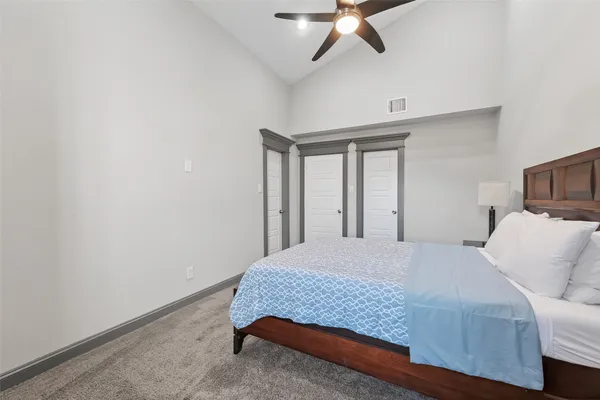 $2,495 | 11280 Braes Forest Drive, Unit 406, Houston, TX 77071
