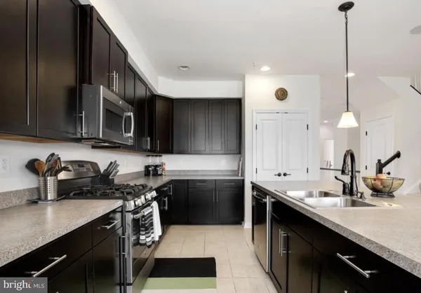 $2,850 | 9222 Landon House Way, Frederick, MD 21704