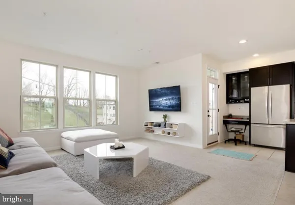 $2,850 | 9222 Landon House Way, Frederick, MD 21704