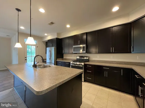 $2,850 | 9222 Landon House Way, Frederick, MD 21704