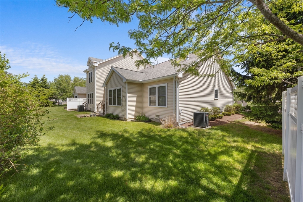 2 Veterans Way, Unit 2 Merrimac, MA 01860 - Photo 2 of 25