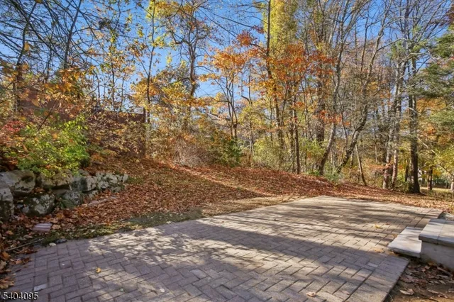 $598,880 | 24 Arapaho Trail, Sparta, NJ 07871