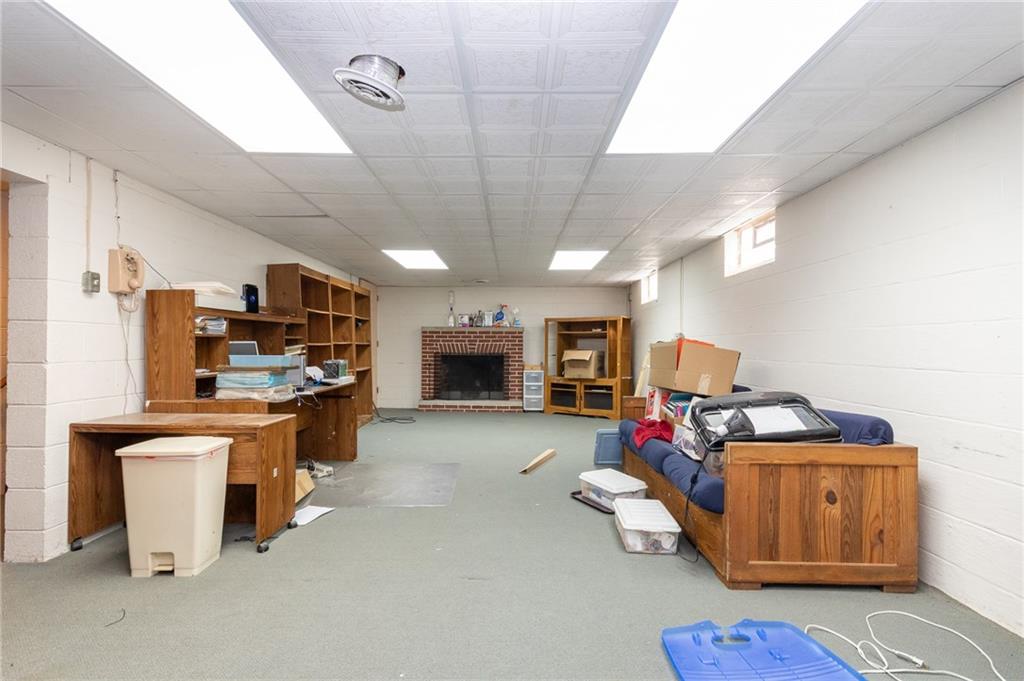 2444 Darlington Road Beaver Falls, PA 15010 - Photo 17 of 20 Gallery Image 17