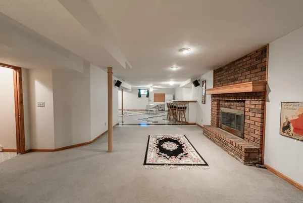 $399,900 | 5116 Northwest Walden Drive, Kansas City, MO 64151