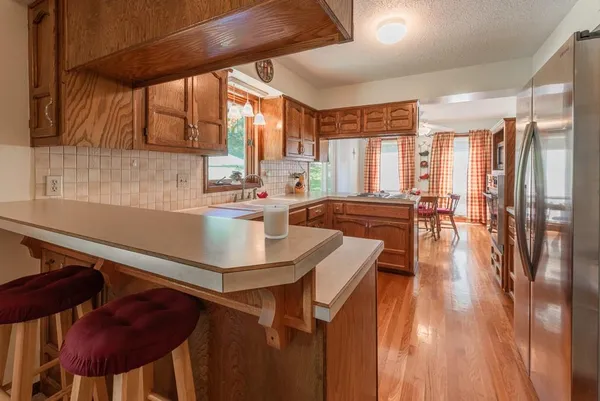 $399,900 | 5116 Northwest Walden Drive, Kansas City, MO 64151