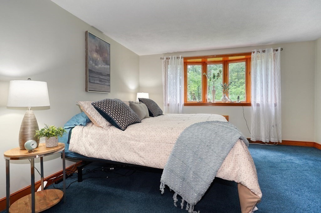 8 Forest Road Burlington, MA 01803 - Photo 12 of 35