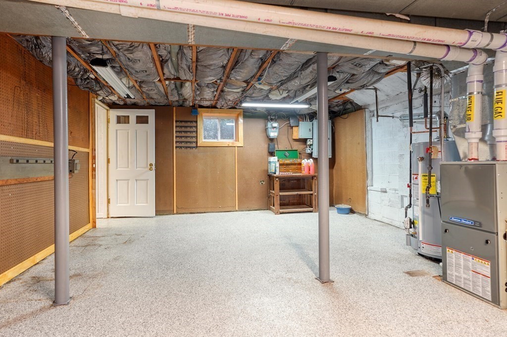 8 Forest Road Burlington, MA 01803 - Photo 22 of 35