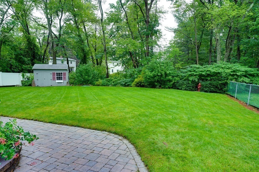 8 Forest Road Burlington, MA 01803 - Photo 26 of 35