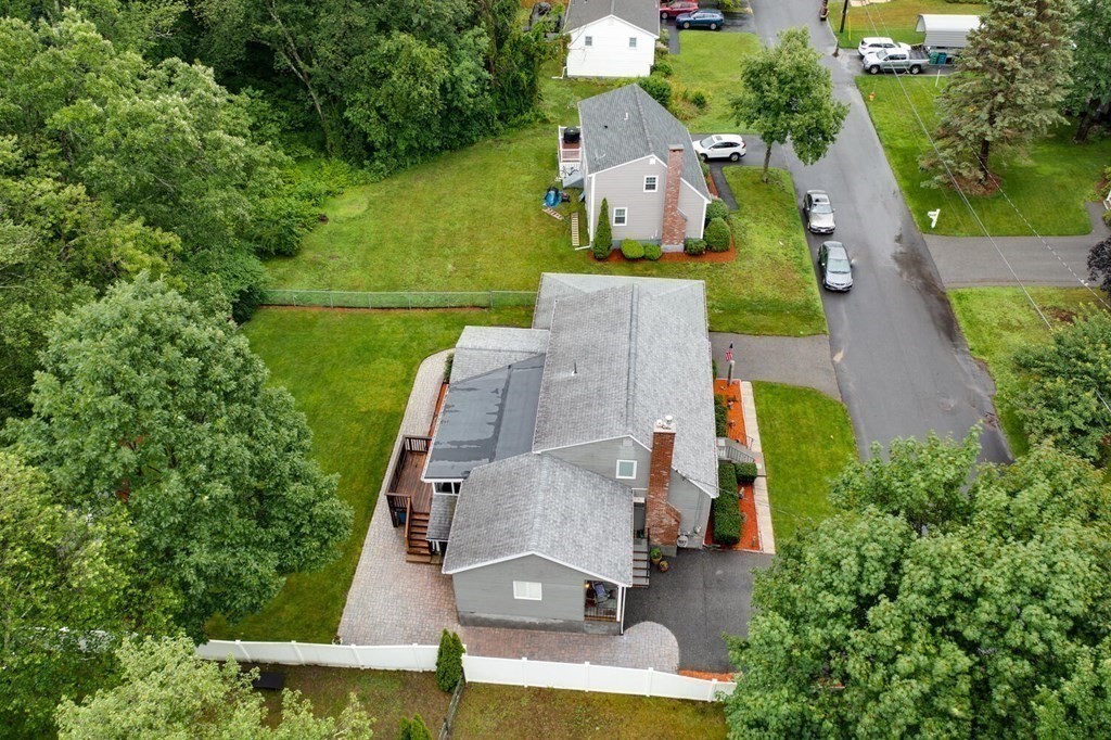 8 Forest Road Burlington, MA 01803 - Photo 30 of 35