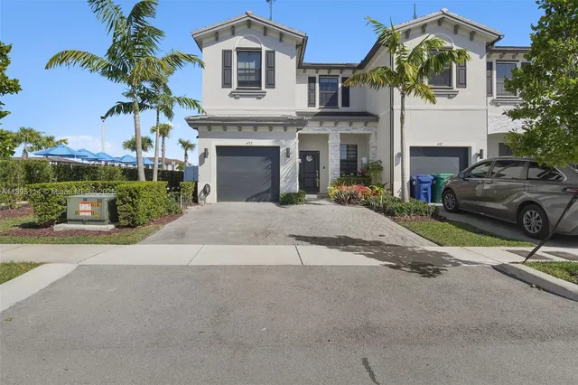$575,000 | 493 Northwest 204th Street, Miami Gardens, FL 33169