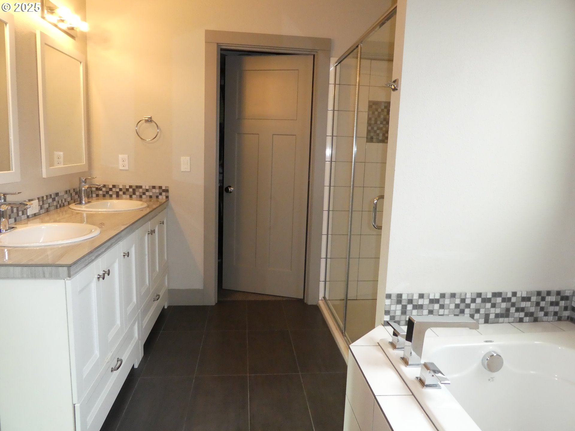 14695 South Thayer Road Oregon City, OR 97045 - Photo 19 of 23