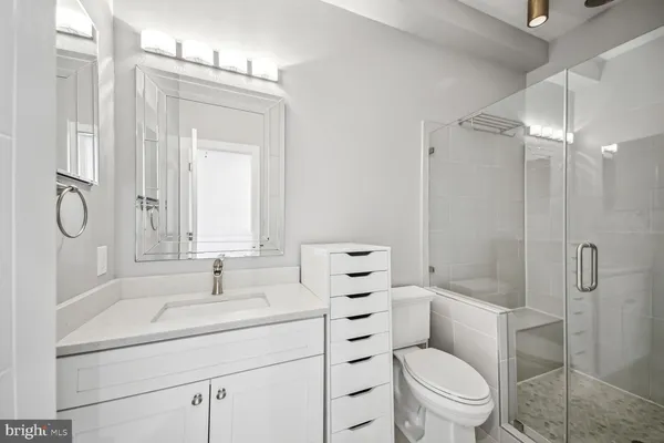 $3,300 | 2012 D Street Northeast, Unit 3, Washington, DC 20002