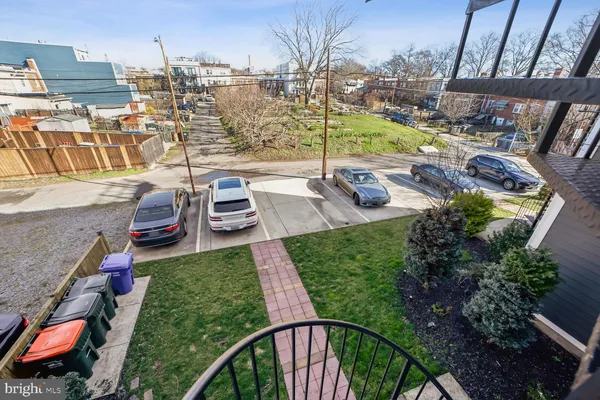 $3,300 | 2012 D Street Northeast, Unit 3, Washington, DC 20002