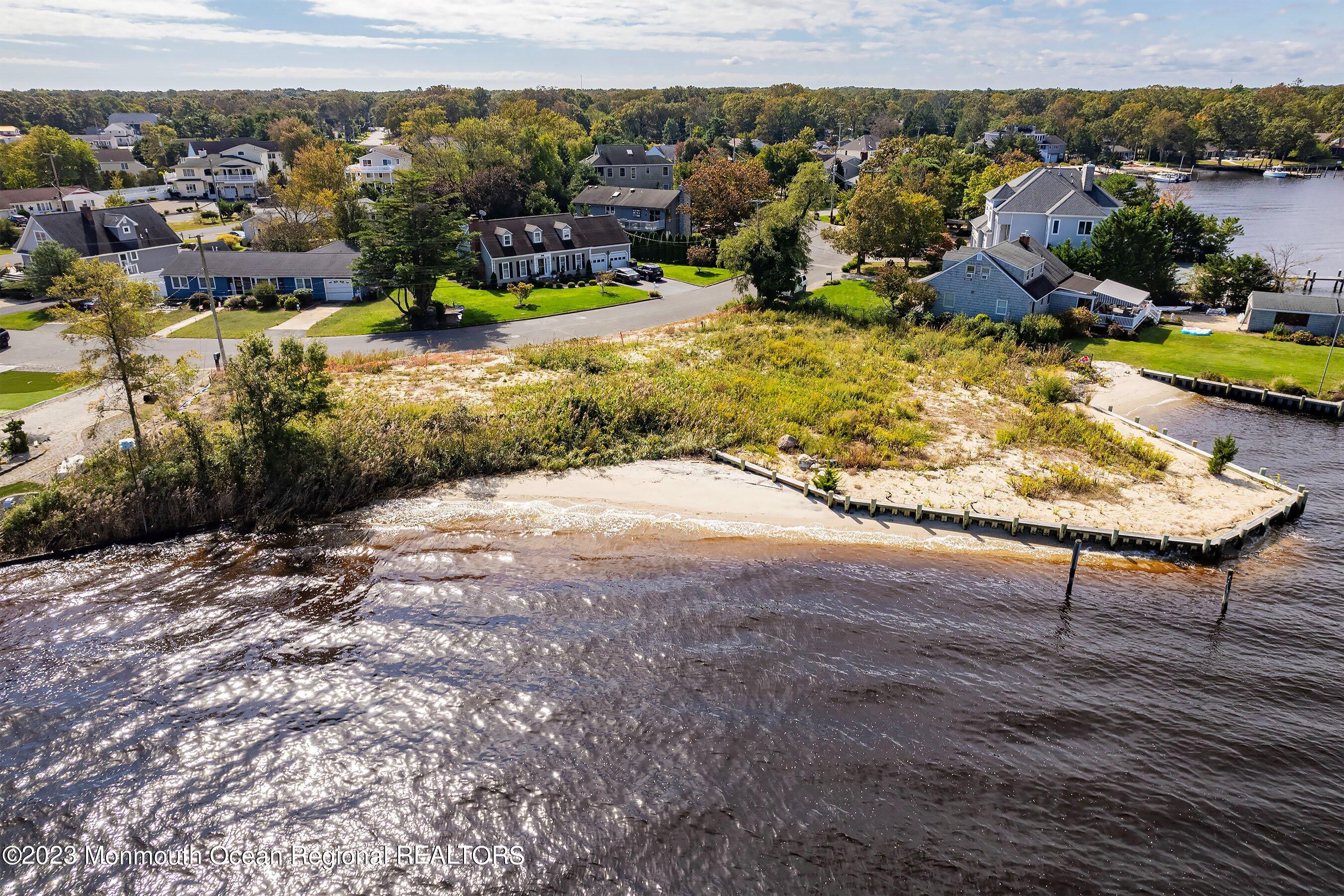 36 Cove Road West Bayville, NJ 08721 - Photo 22 of 24 22-Rear Left 1