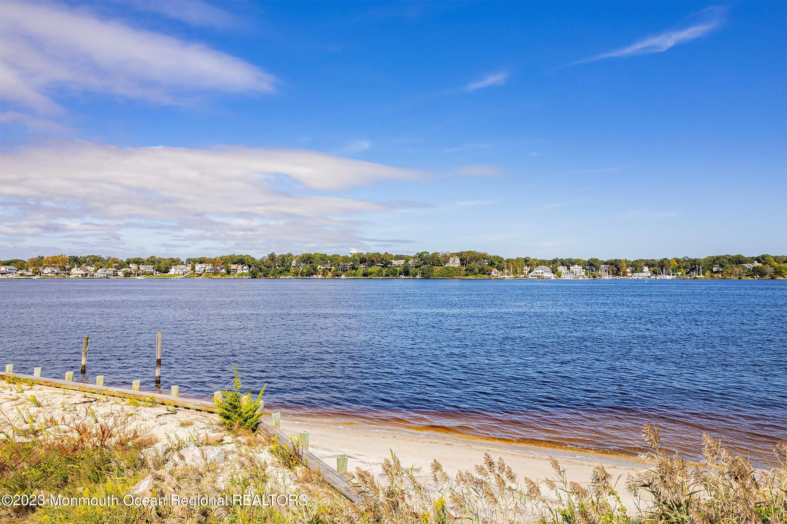 36 Cove Road West Bayville, NJ 08721 - Photo 9 of 24 01-1st Floor View