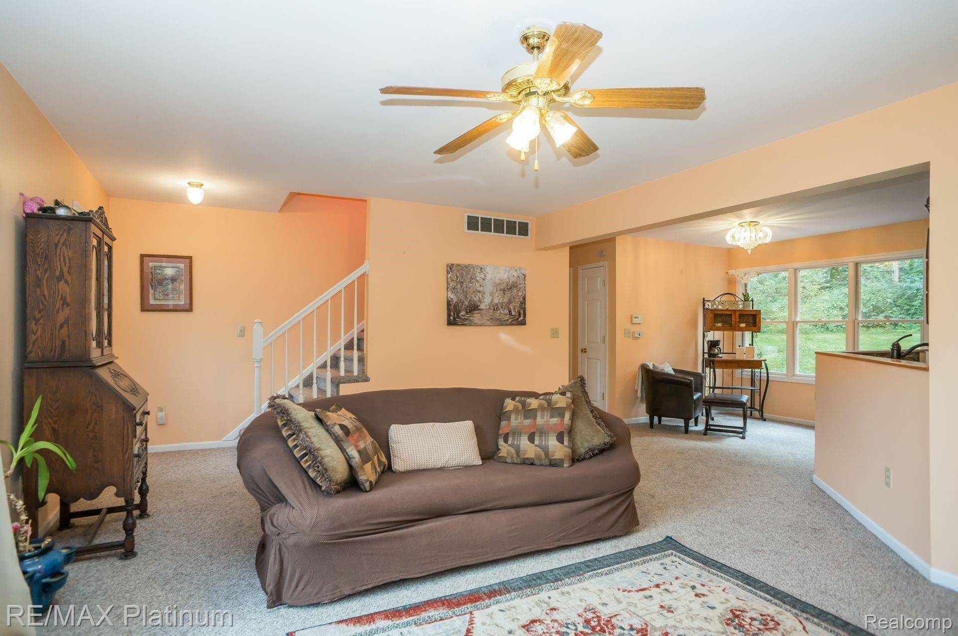 4088 Pardee Lake Road Howell, MI 48843 - Photo 8 of 30 7.jpg