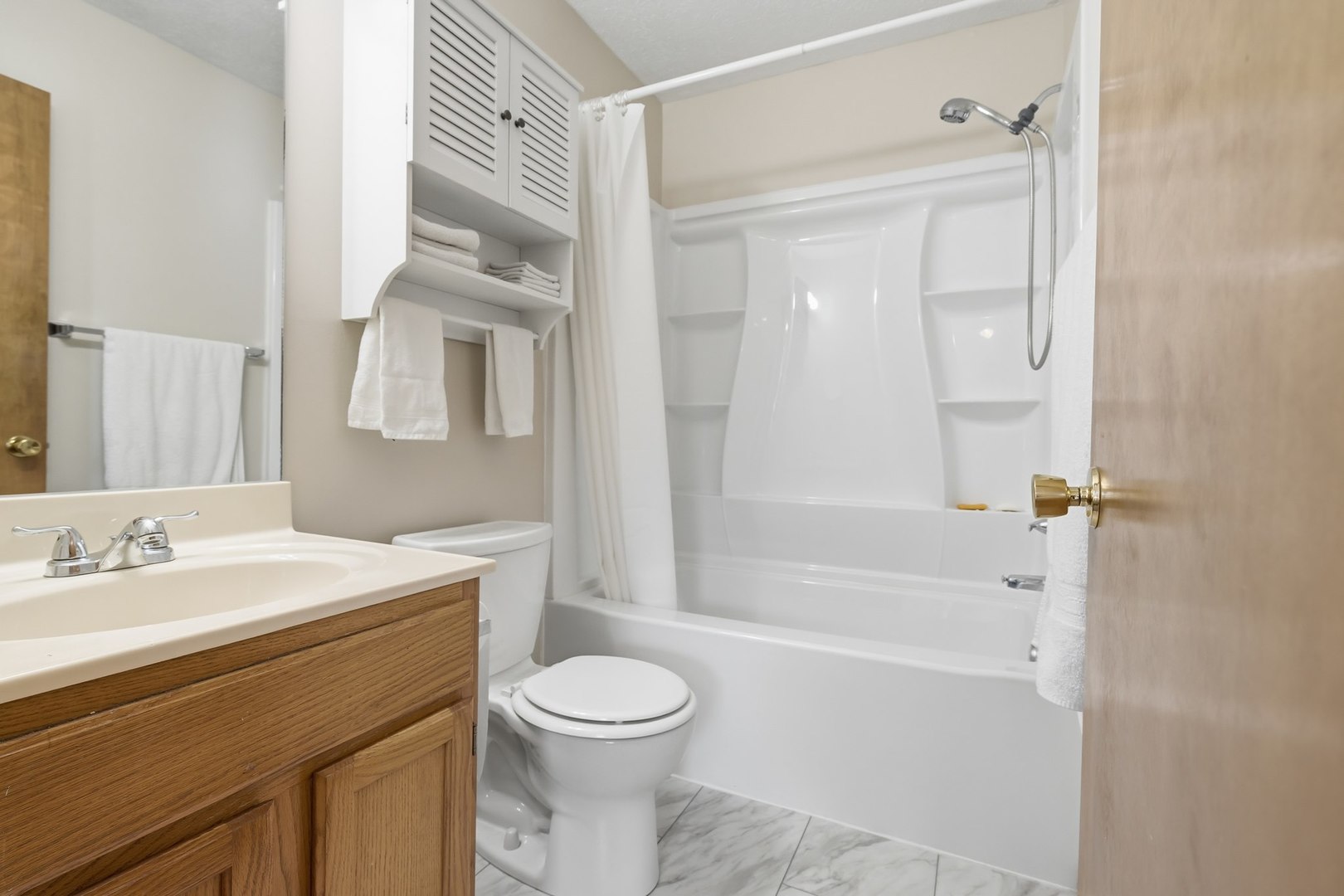 2813 Rocksbury Drive Bloomington, IL 61705 - Photo 17 of 39