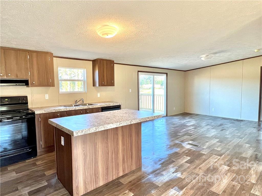 202 Trivette Road Harmony, NC 28634 - Photo 3 of 20 Gallery Image 3