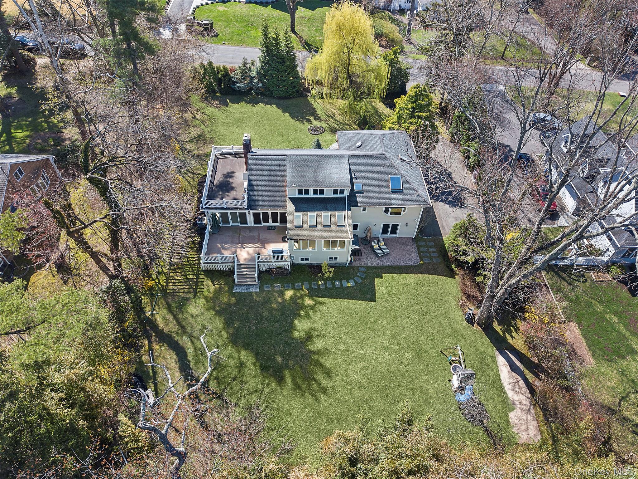 6 Luquer Road Manhasset, NY 11030 - Photo 12 of 16 Aerial View