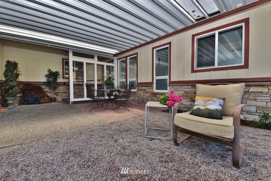 921 Chestnut Street Bremerton, WA 98310 - Photo 3 of 39 Gallery Image 3