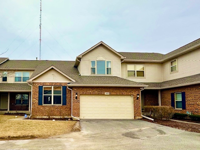 749 St Johns Place Addison, IL 60101 - Photo 1 of 22 Gallery Image 1