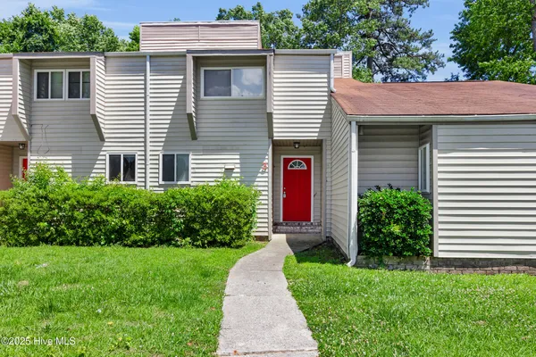 $1,600 | 125 Pirates Road, Unit 3, New Bern, NC 28562