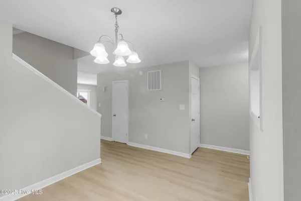 $1,600 | 125 Pirates Road, Unit 3, New Bern, NC 28562