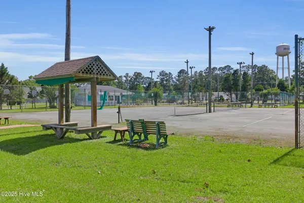 $1,600 | 125 Pirates Road, Unit 3, New Bern, NC 28562