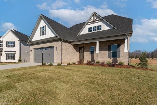 $592,157 | 278 Sandpiper Drive, Lexington, NC 27295