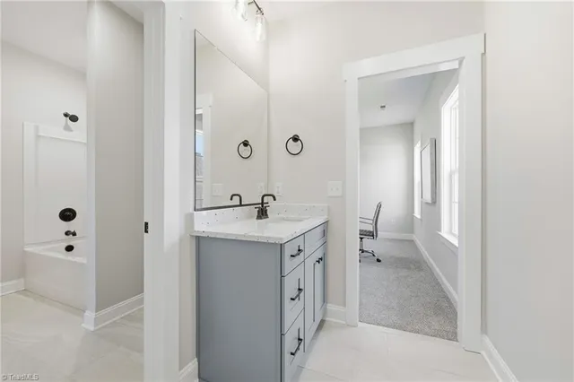 $592,157 | 278 Sandpiper Drive, Lexington, NC 27295