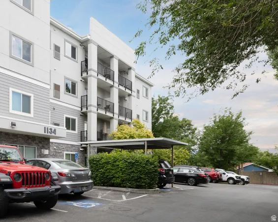 $375,000 | 1134 East 3300th Street South, Unit 216, Salt Lake City, UT 84106