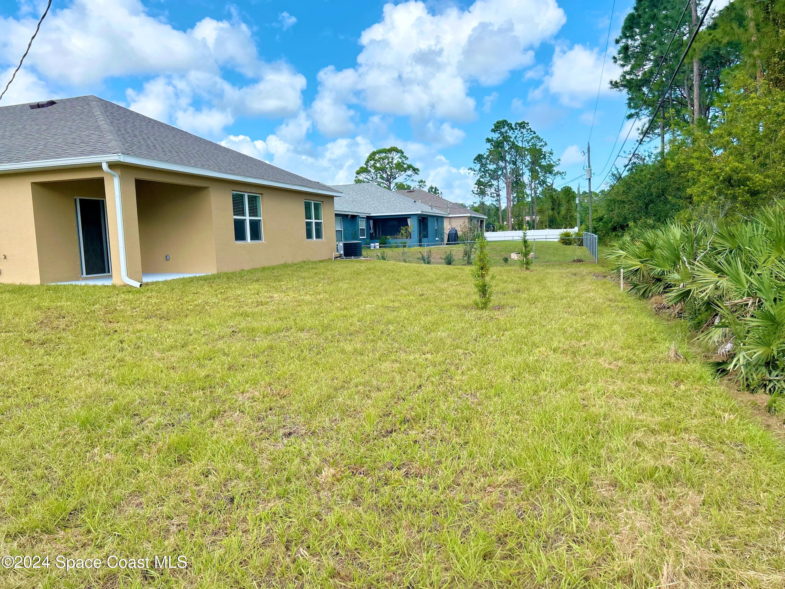 286 Gardner Road Southwest Palm Bay, FL 32908 - Photo 22 of 31 286 Gardner-3