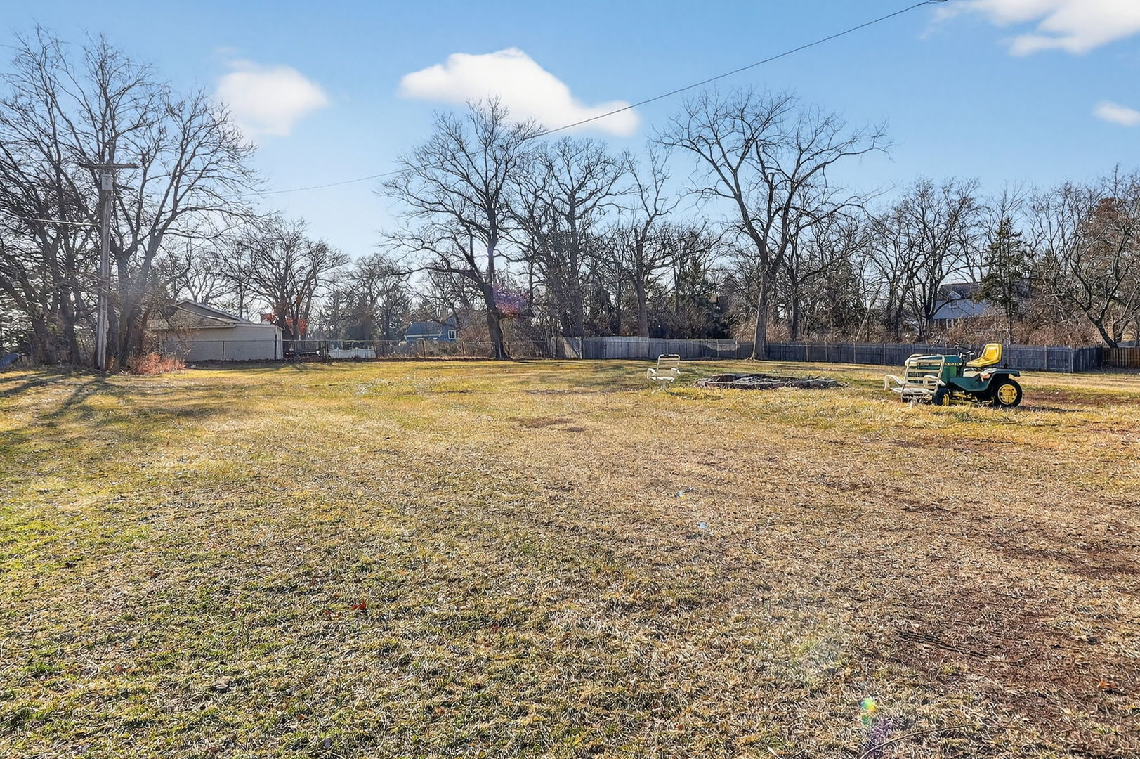 325 Oldfield Road Darien, IL 60561 - Photo 5 of 8