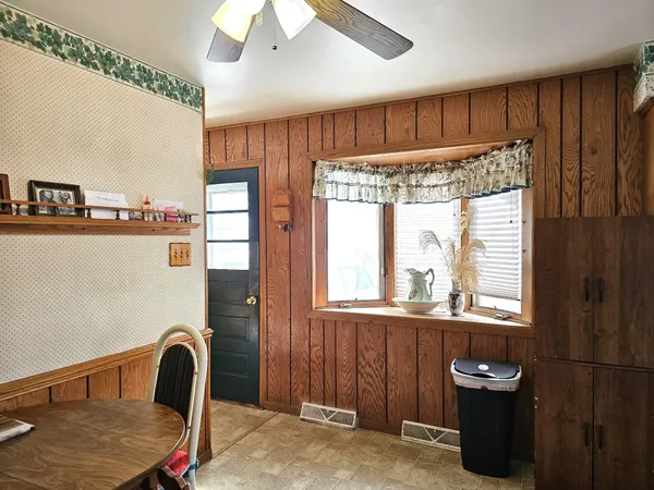 $195,000 | 796 Overview, Prairie du Chien, WI 53821