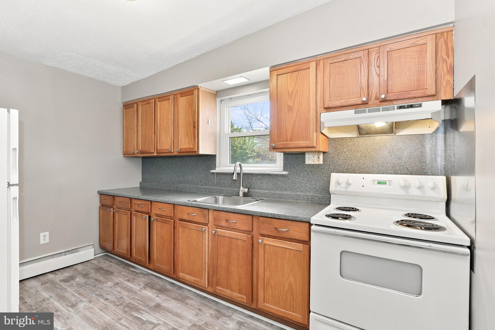 1007 Fairview Road, Unit D Swarthmore, PA 19081 - Photo 6 of 15 Bright and inviting kitchen space.