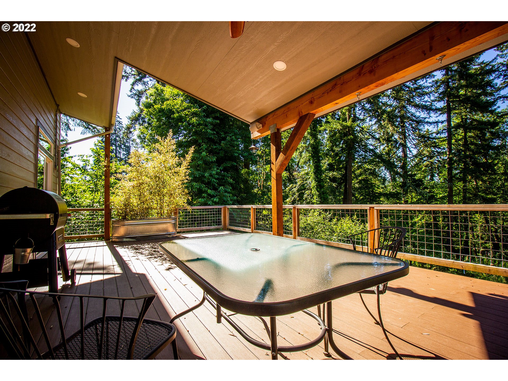 1345 Skyline Park Loop Eugene, OR 97405 - Photo 27 of 31 a view of a chairs and table in the patio