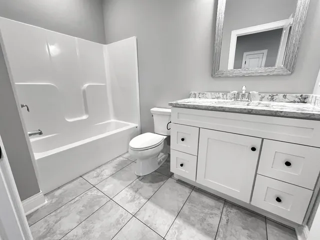 $2,195 | 994 Center Drive, Marengo, IL 60152