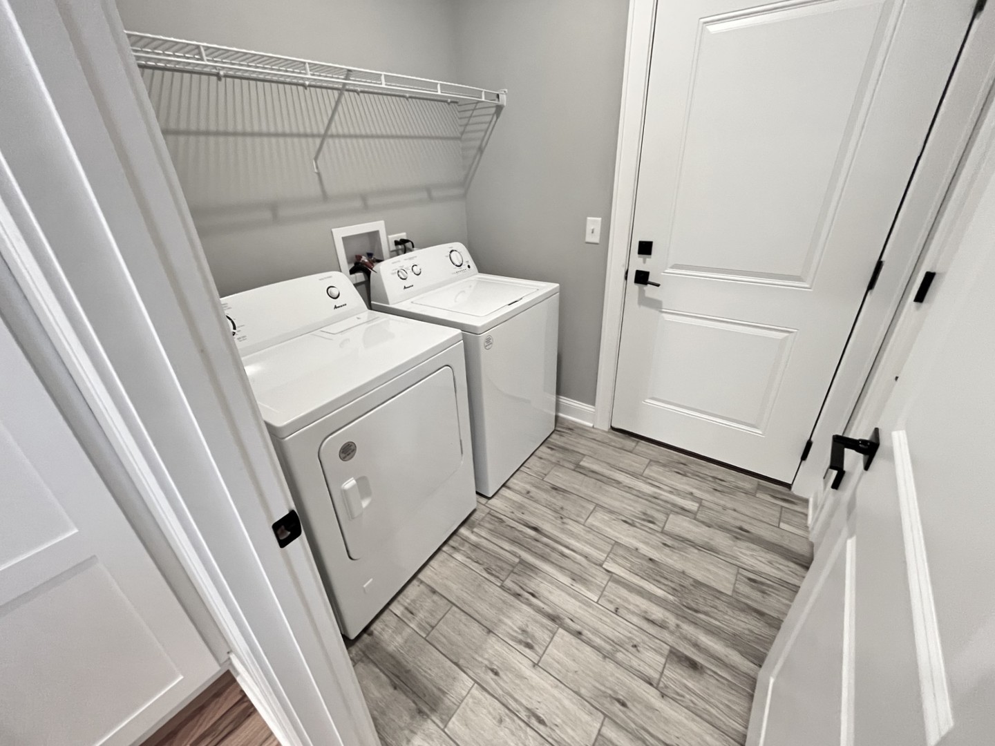 994 Center Drive Marengo, IL 60152 - Photo 13 of 23 a utility room with dryer and washer