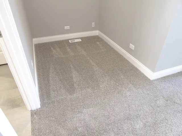 $2,195 | 994 Center Drive, Marengo, IL 60152