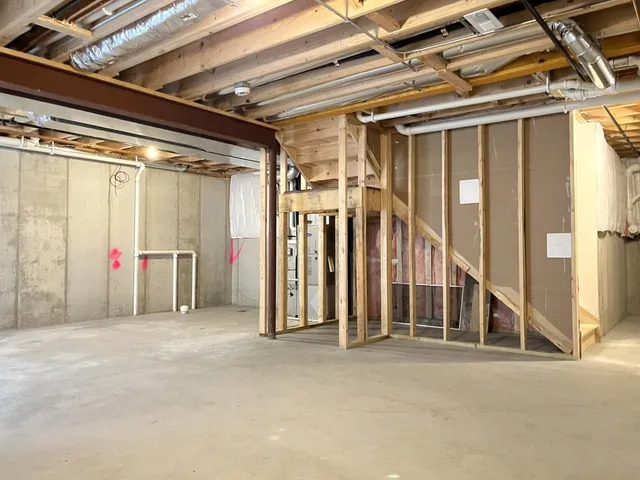 $2,195 | 994 Center Drive, Marengo, IL 60152