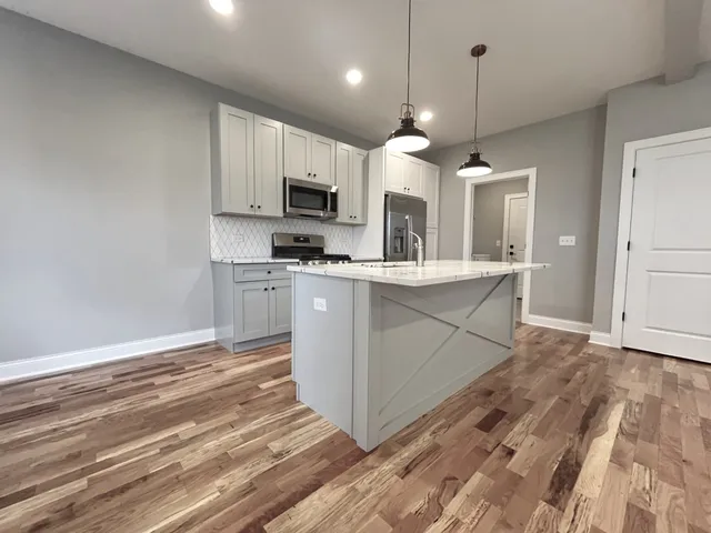 $2,195 | 994 Center Drive, Marengo, IL 60152