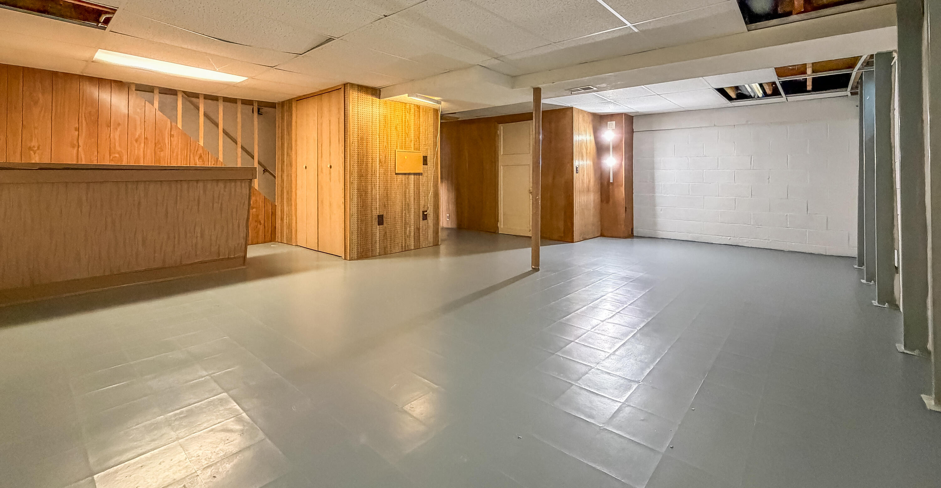 2901 Delaware Avenue Racine, WI 53403 - Photo 11 of 11 Delaware-52