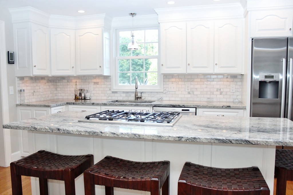 21 Butler Road Hingham, MA 02043 - Photo 3 of 27 Gallery Image 3