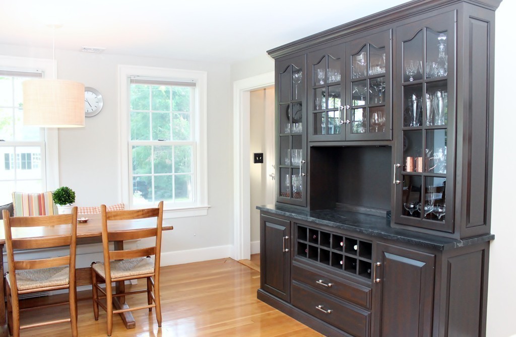 21 Butler Road Hingham, MA 02043 - Photo 4 of 27 Gallery Image 4