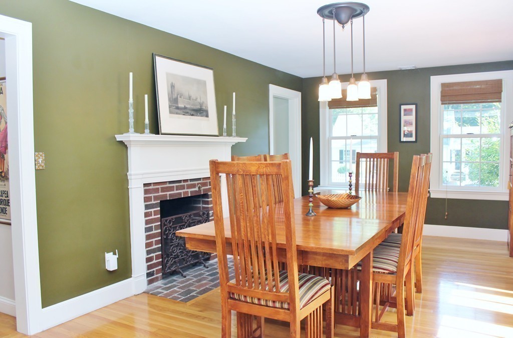 21 Butler Road Hingham, MA 02043 - Photo 5 of 27 Gallery Image 5