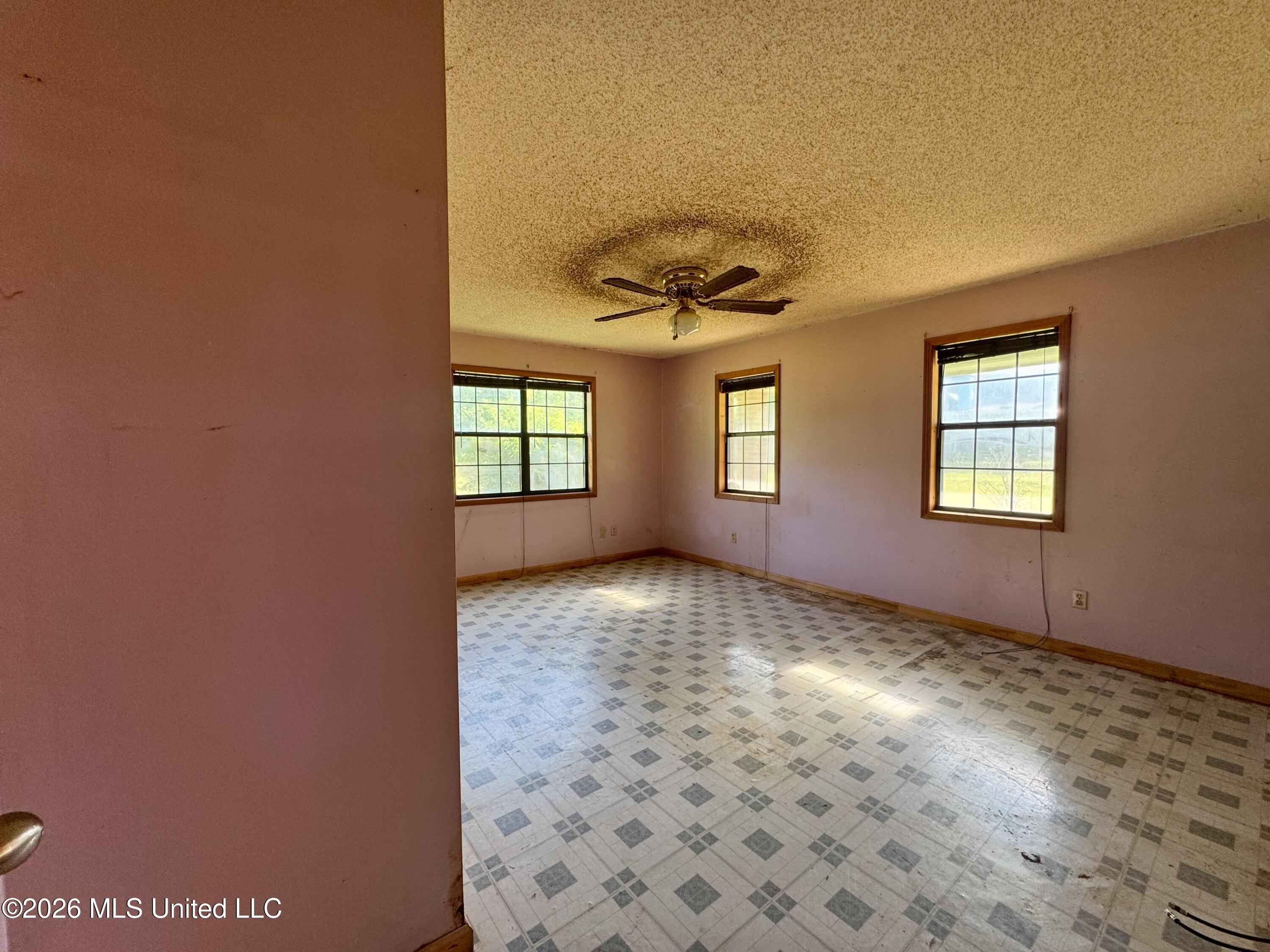 5855 Hacks Cross Road Olive Branch, MS 38654 - Photo 19 of 26 IMG_6558