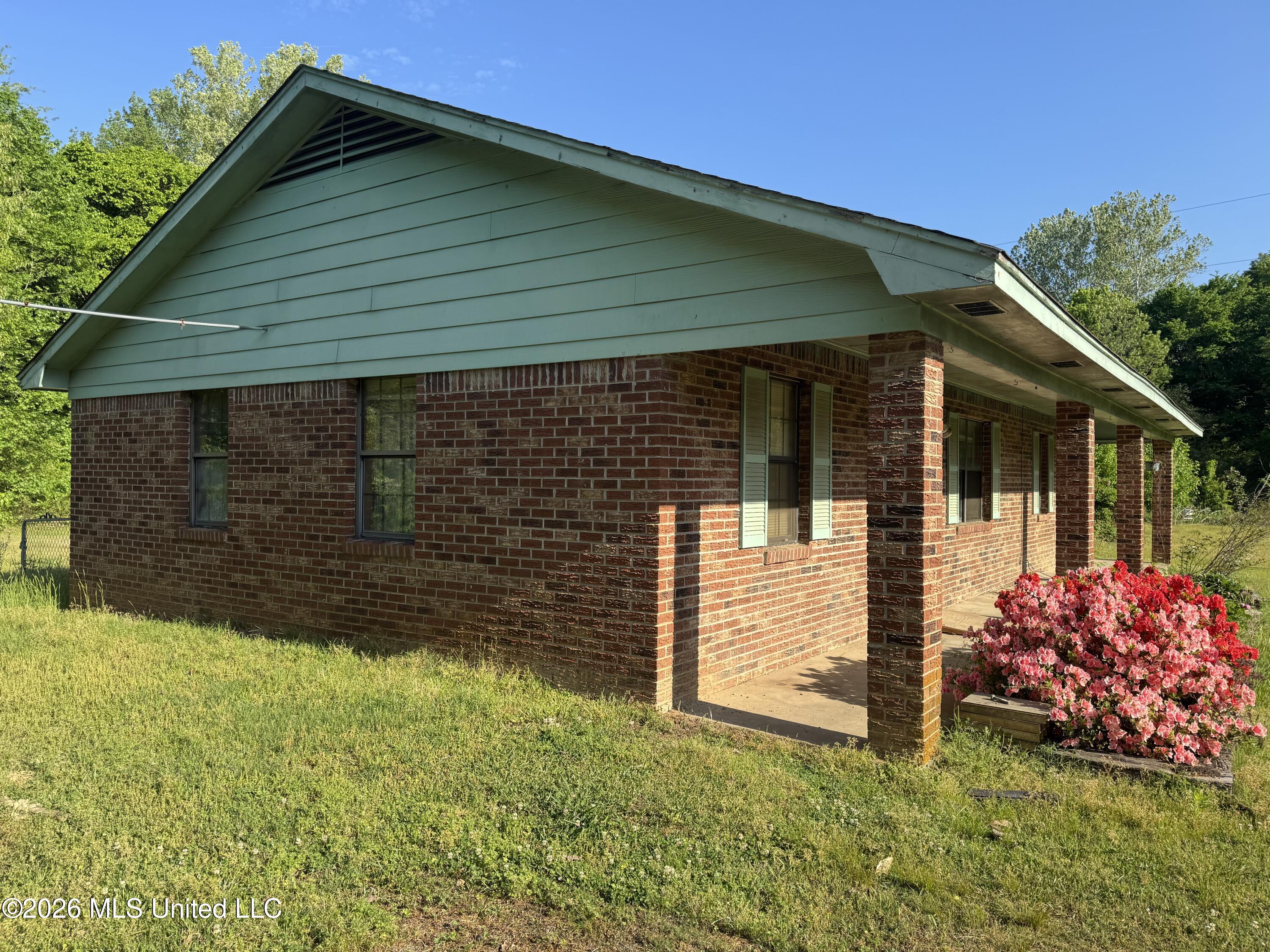 5855 Hacks Cross Road Olive Branch, MS 38654 - Photo 6 of 26 IMG_6549