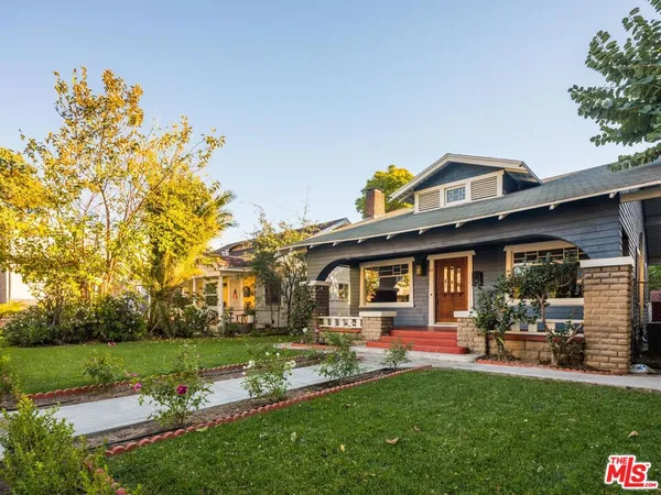 $4,250 | 412 West Windsor Road, Glendale, CA 91204