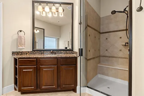 $900,000 | 23 Mariscal Place, The Woodlands, TX 77389